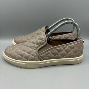 Steve Madden Ecentrcq Shoes Women’s Size 7.5 B Tan Leather Flocked Slip-on‎